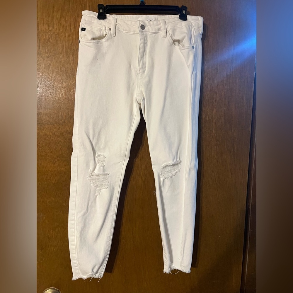 KanCan Women's White Distressed Skinny Jeans - Picture 1 of 3